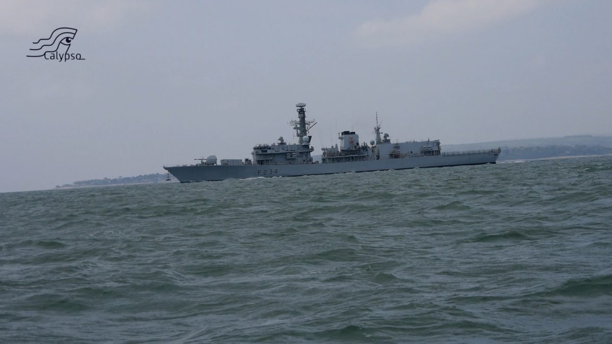 Calypso - meets warship English Navy