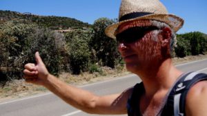 Pieter probeert een lift te krijgen